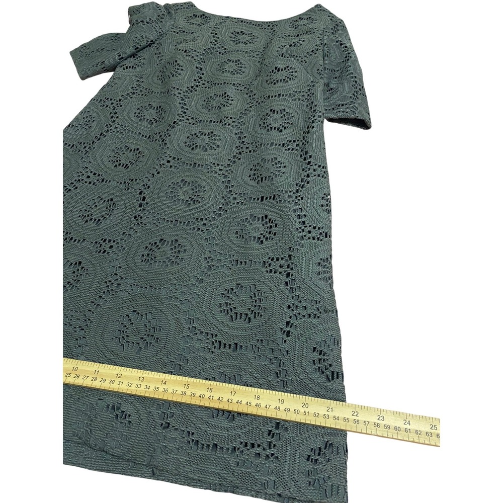 Adrianna Papell Gray Geometric Crochet Lace Sheath Dress Size 10 Short Sleeve - Picture 4 of 9